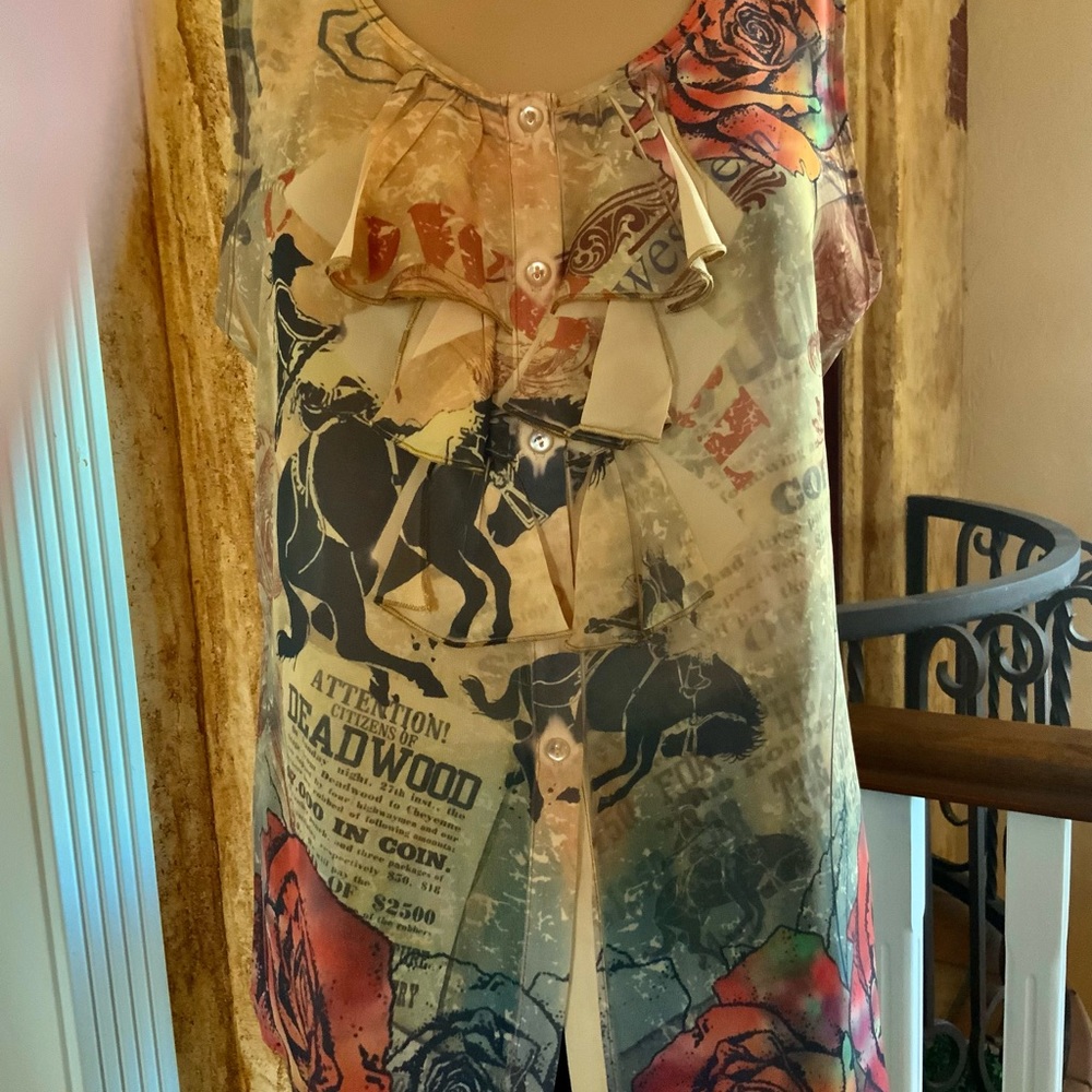 Sleeveless top new